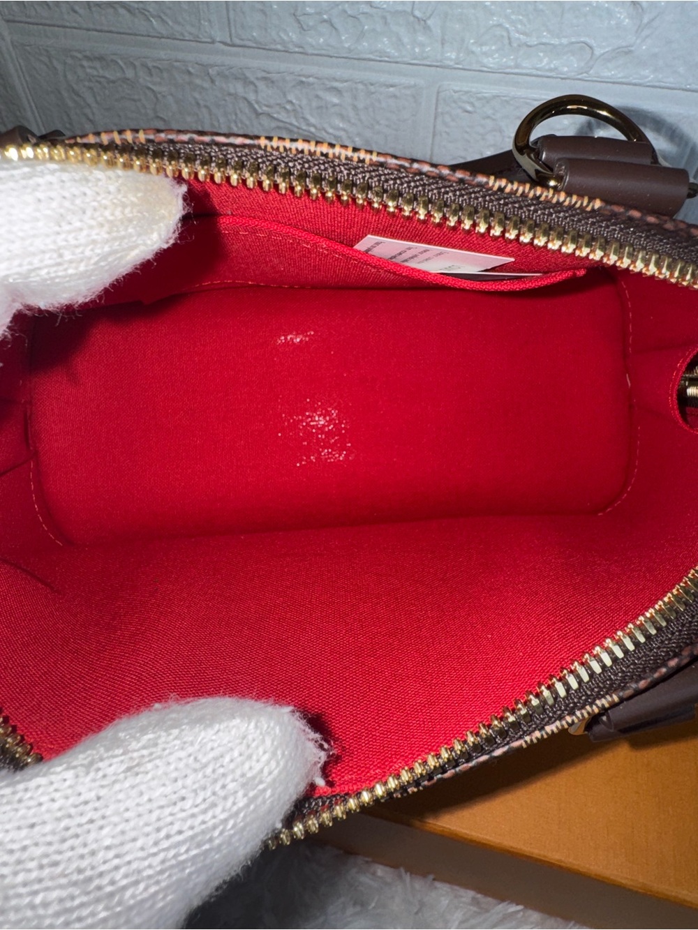Louis Vuitton Alma BB Damier Ebene - Picture 10 of 16